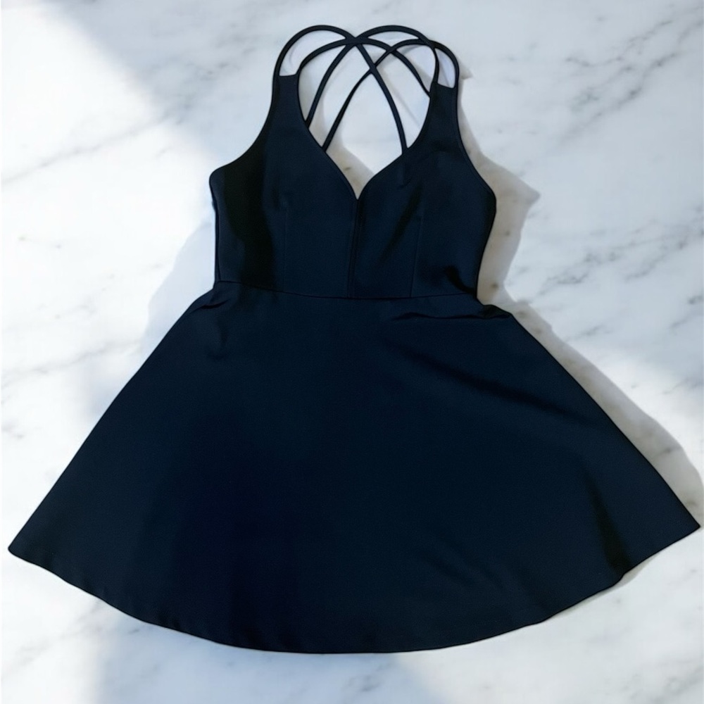 NWOT Elegant Black Sleeveless Dress M